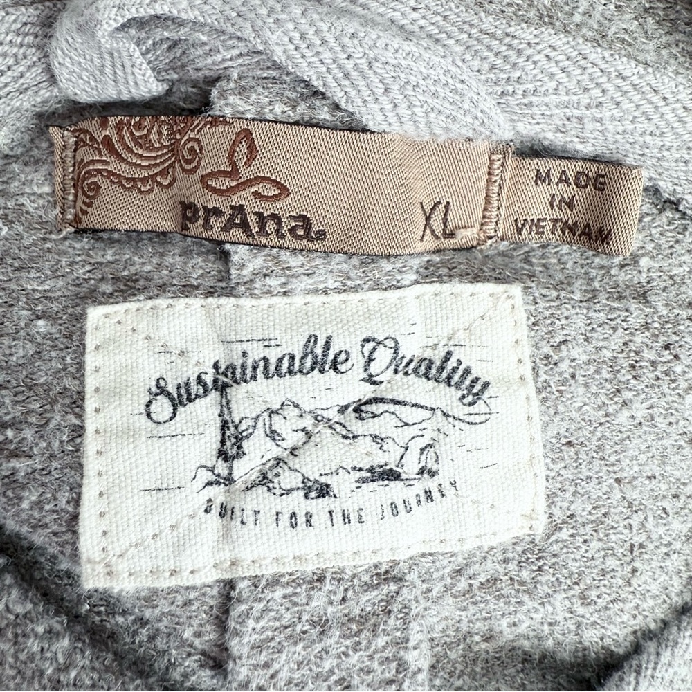 Prana gray hoodie sweatshirt size XL -Cropped with shorter long sleeves - Picture 8 of 15